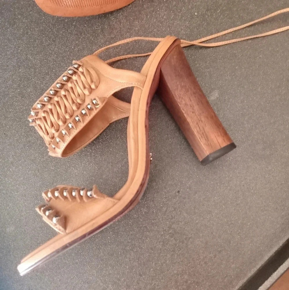 SCHUTZ nwt - Picture 5 of 7